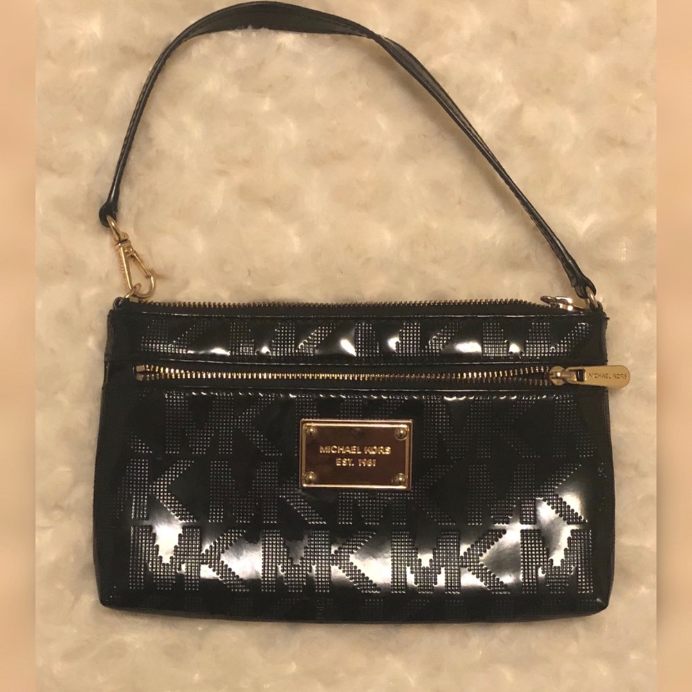 Michael Kors Wristlet